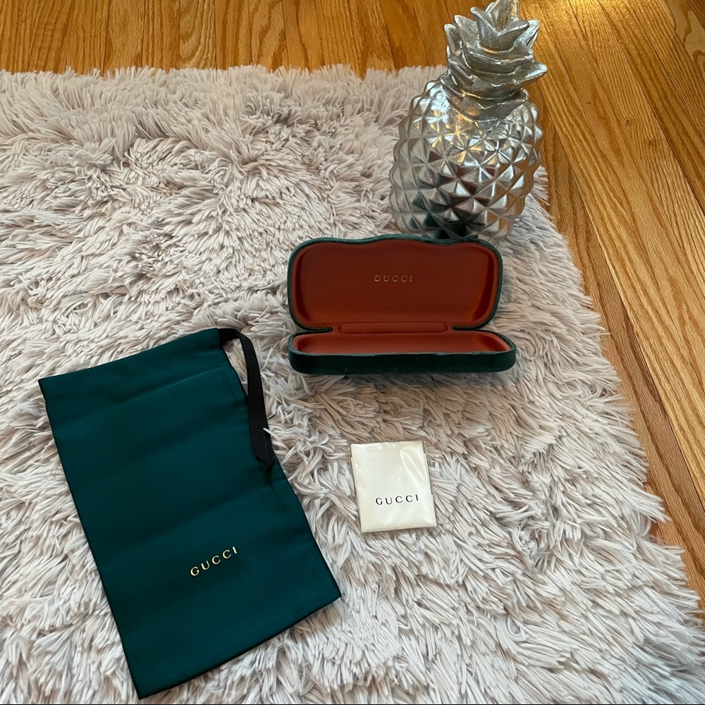 NWT Gucci case set